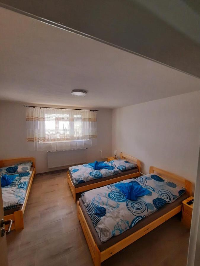 Apartman Sen Petrov Eksteriør billede